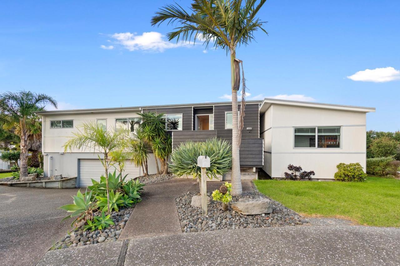 The Nautical Bach - Mangawhai Heads Holiday Home ภายนอก รูปภาพ