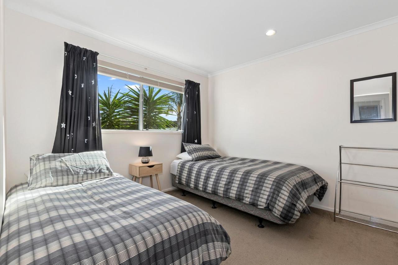 The Nautical Bach - Mangawhai Heads Holiday Home ภายนอก รูปภาพ