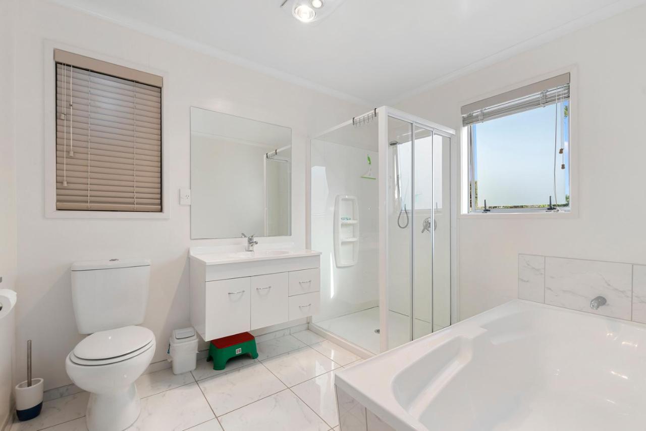 The Nautical Bach - Mangawhai Heads Holiday Home ภายนอก รูปภาพ