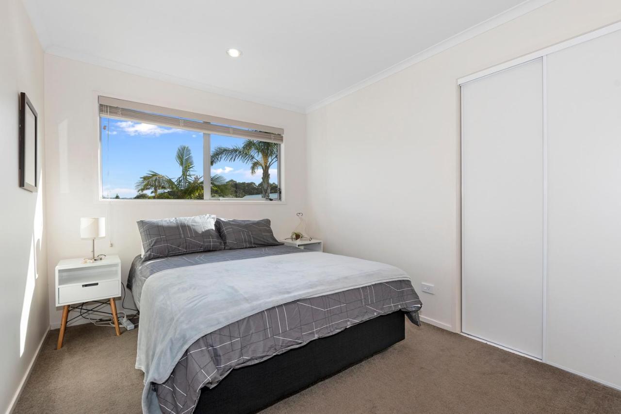 The Nautical Bach - Mangawhai Heads Holiday Home ภายนอก รูปภาพ